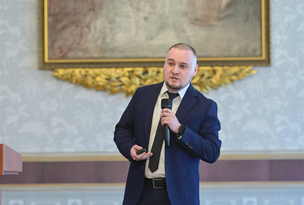 Яковлев Вадим АЦР.jpg